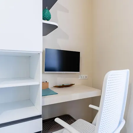 By Interhome
